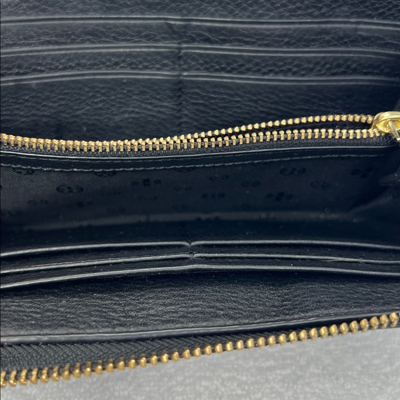 Tory Burch Black Leather Zip Wallet - Picture 6 of 8